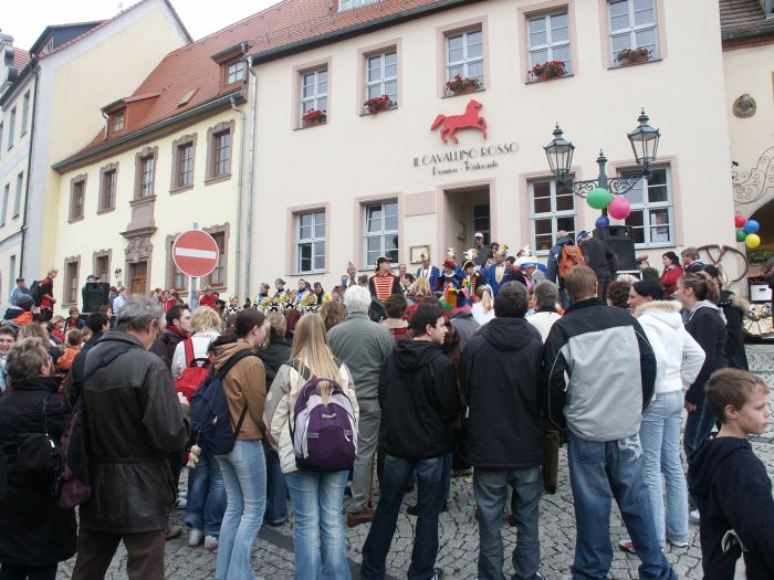 Click for next image