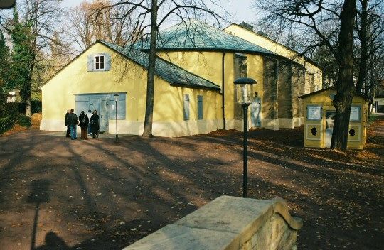 Click for next image