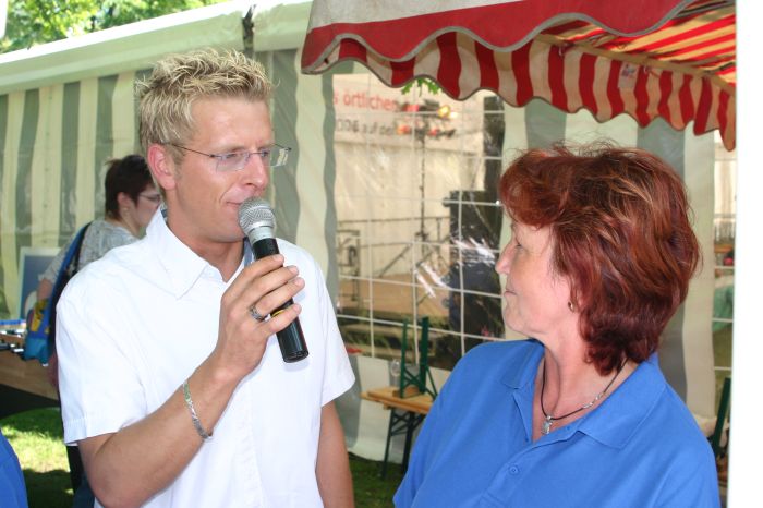 Click for next image