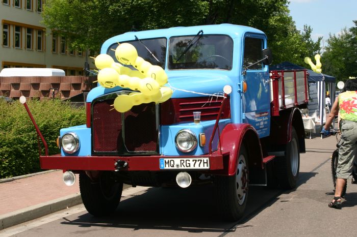 Click for next image