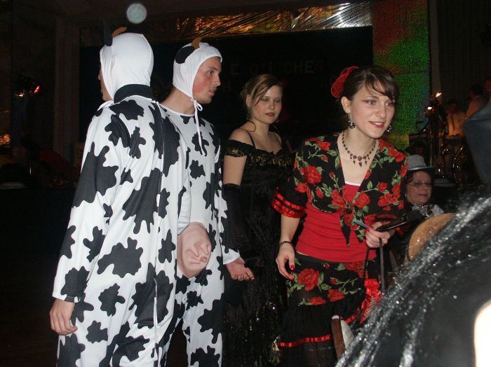 Click for next image