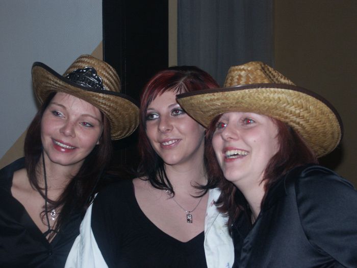 Click for next image