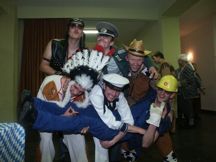 Click for next image