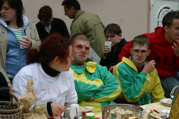 Click for next image