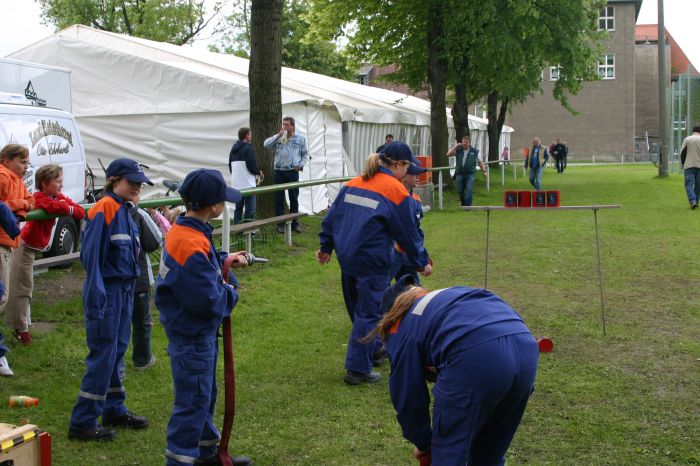 Click for next image