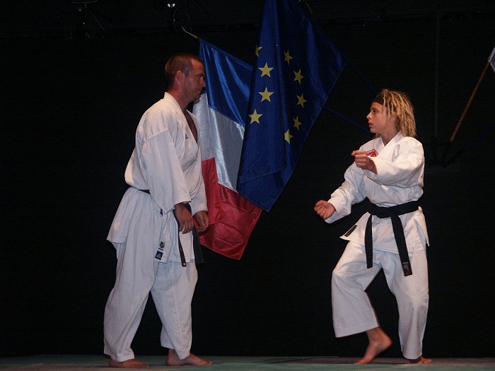 Click for next image