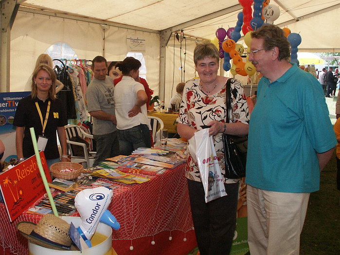 Click for next image