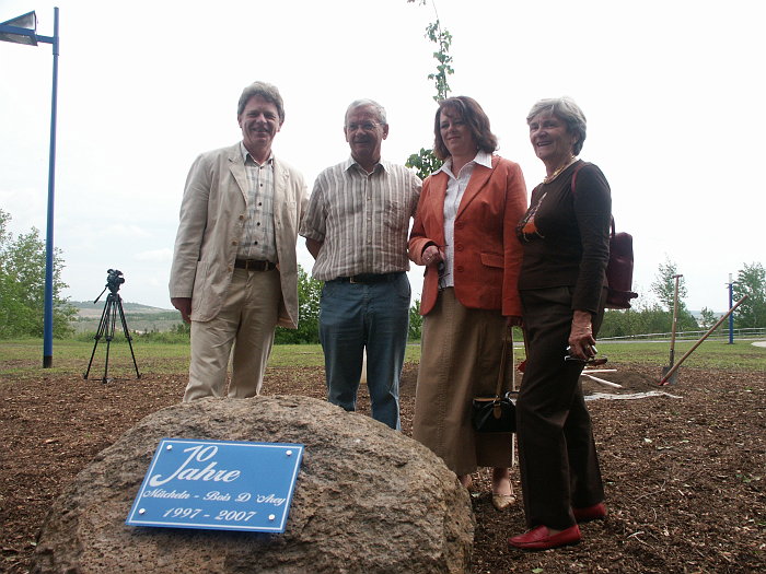 Click for next image