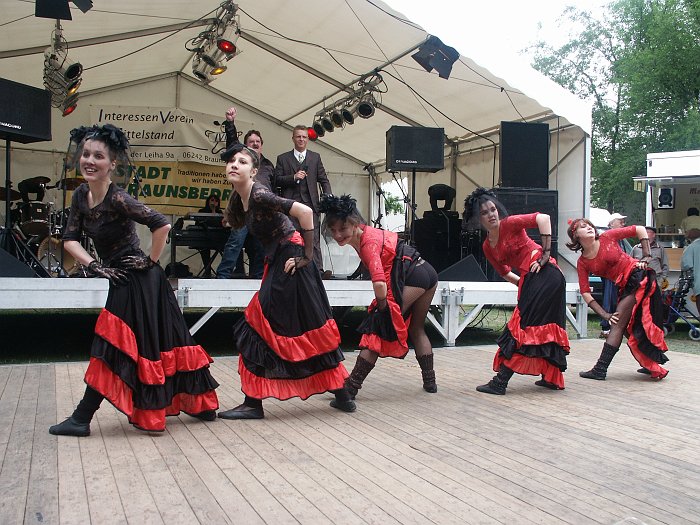 Click for next image